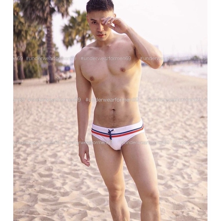 Quần bơi phối viền ngang tạo điểm nhấn | BigBuy360 - bigbuy360.vn