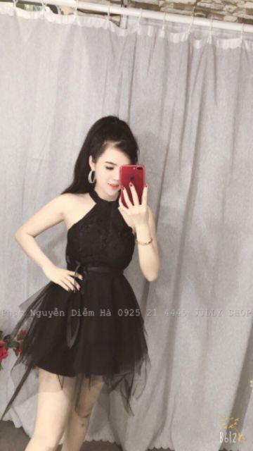 Đầm ren phối lưới không tay