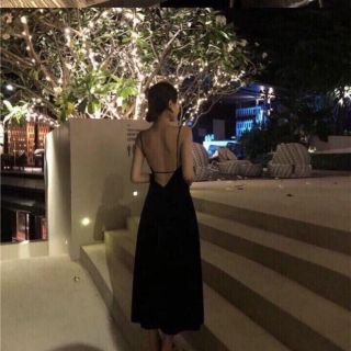 Đầm maxi dây hở lưng sexy
