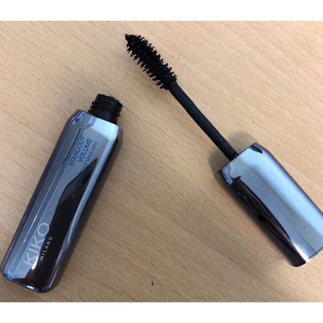 Mascara Kiko Standout Volume Waterproof