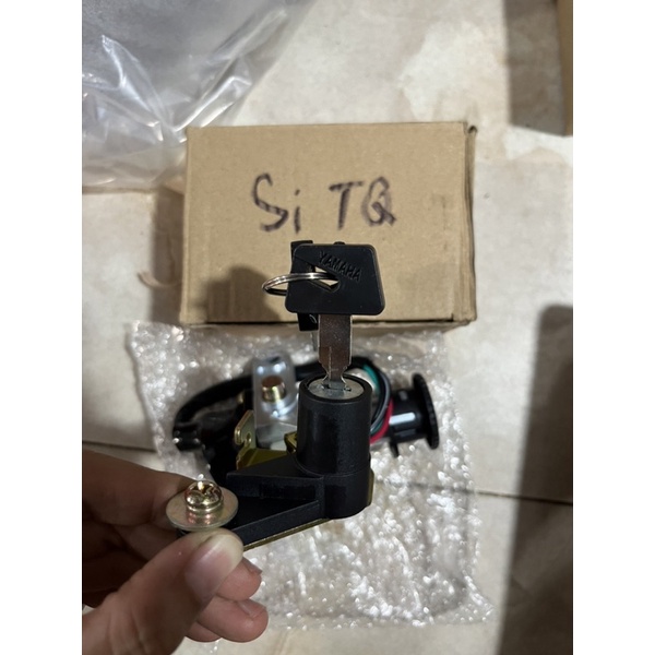 Ổ khoá trước sau Sirius TQ, Si Nhật
