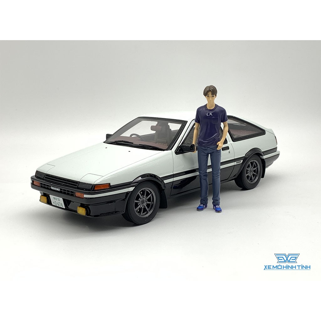 Xe Mô Hình Toyota Sprinter Trueno AE86 With Figure 1:18 Kyosho ( Trắng + Figure )