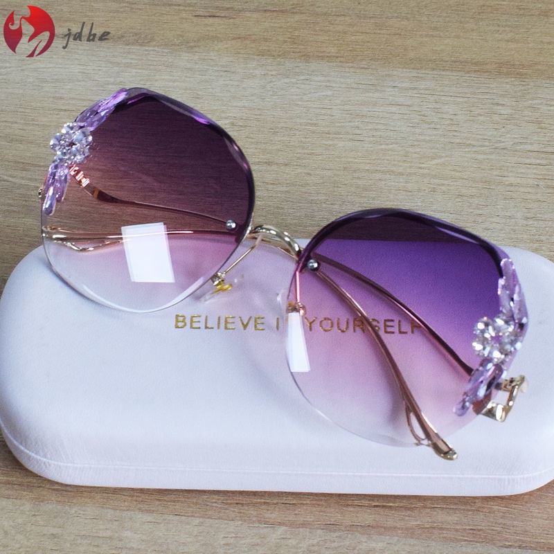 Kính Mát Đính Đá Màu Gradient Thời Trang Dành Cho Nữ