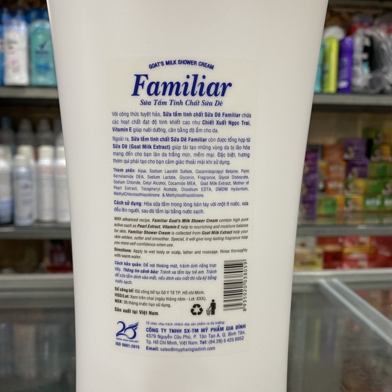 Sữa tắm tinh chất sữa dê Familiar Goat's Milk 1.2l