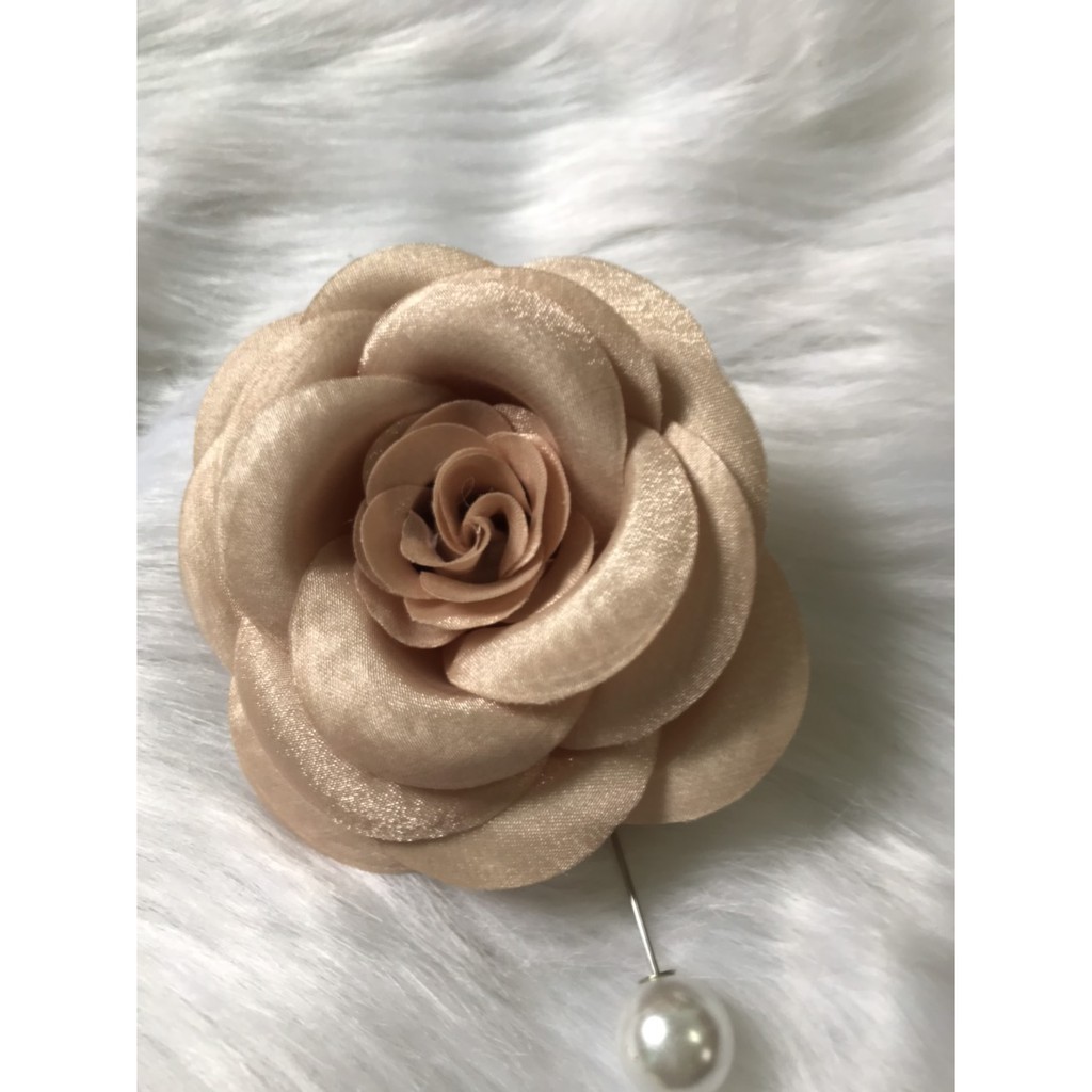 Hoa Cài Áo Váy Chất Liệu Lụa Cao Cấp Tag Hoa Trà Lớn Cài Áo, Kiểu Cài Áo Hoa Có Ghim