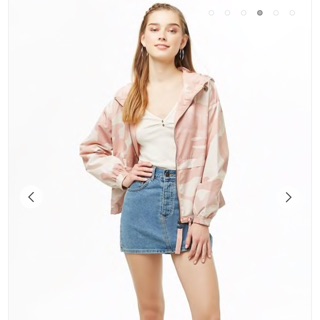 Áo khoác gió Forever21