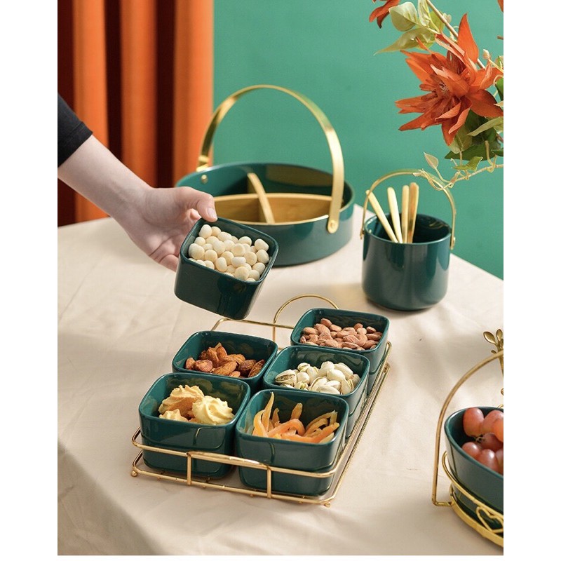 Khay đựng mứt kẹo gốm sứ xương khung kim loại phun sơn tĩnh điện không ghỉ