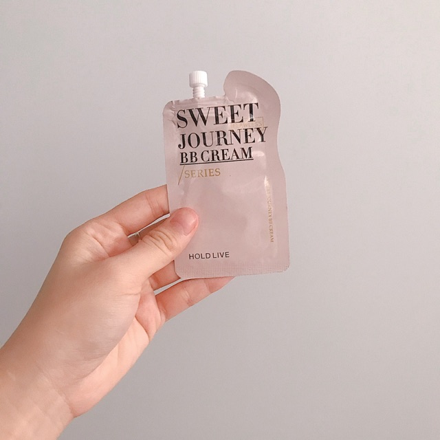 Bb cream Hold Live chính hãng dạng gói du lịch