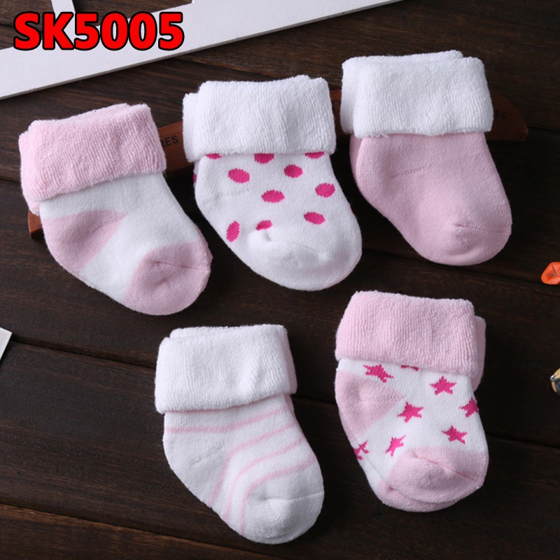 Set 5 đôi vớ cotton mềm mại dành cho trẻ sơ sinh 0-12 tháng