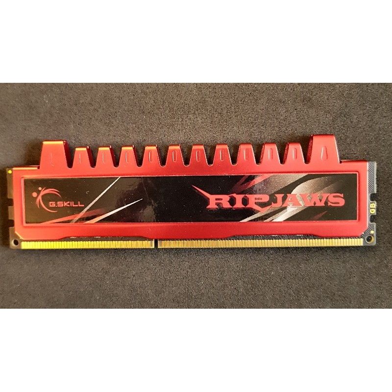 Ram G.SKILL Ripjaws 4G DDR3 1600 tản nhiệt đỏ