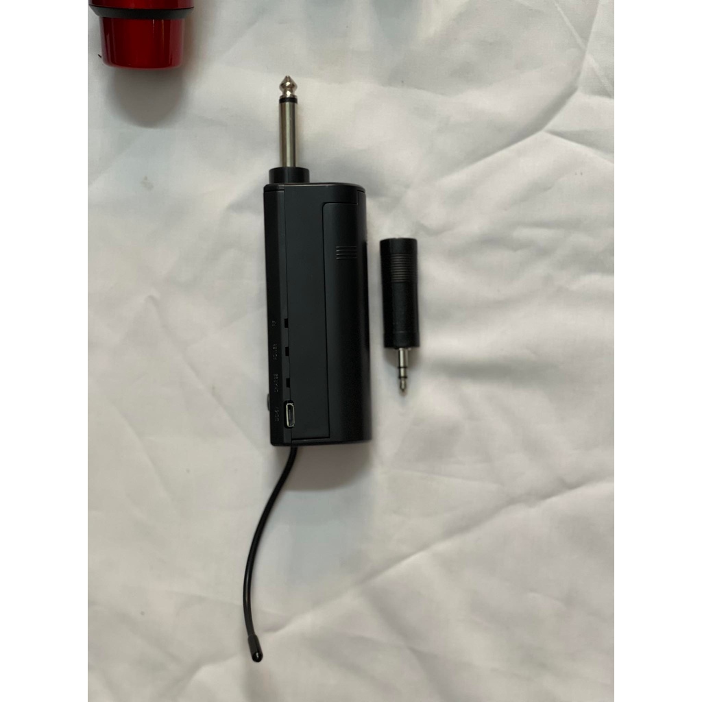 Bộ 2 Micro Không Dây Karaoke zansong v28 Mẫu Mới 2023 Màn Hình LED, Chống Hú Tốt, Hát Nhẹ, Sóng Mạnh, Âm Thanh Cực Hay