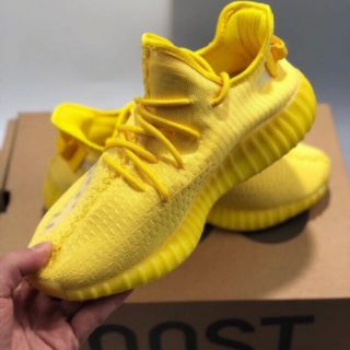 Giày Sneaker Dành Cho Nam Nữ _ Màu Vàng