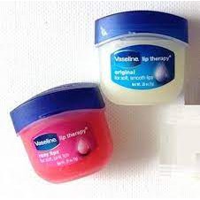 Son dưỡng môi Vaseline dưỡng ẩm, giảm thâm môi