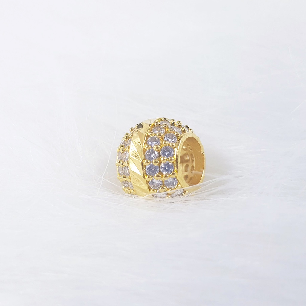 Mặt Dây Chuyền Nữ Dạng Charm Màu Vàng Nhiều Đá Sang Trọng Cao Cấp |BERRY JEWELRY