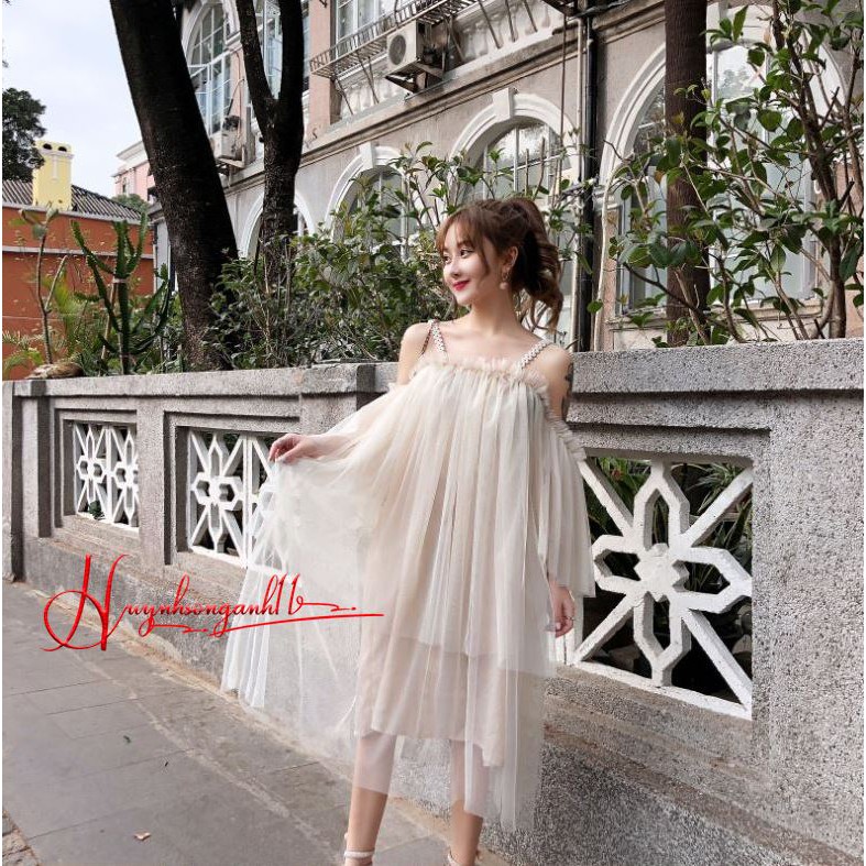Đầm công chúa trễ vai đính cườm