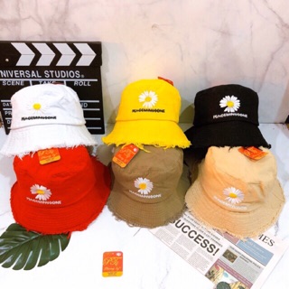 Mũ Nón tai bèo Bucket rách tua rua thêu Bông Cúc