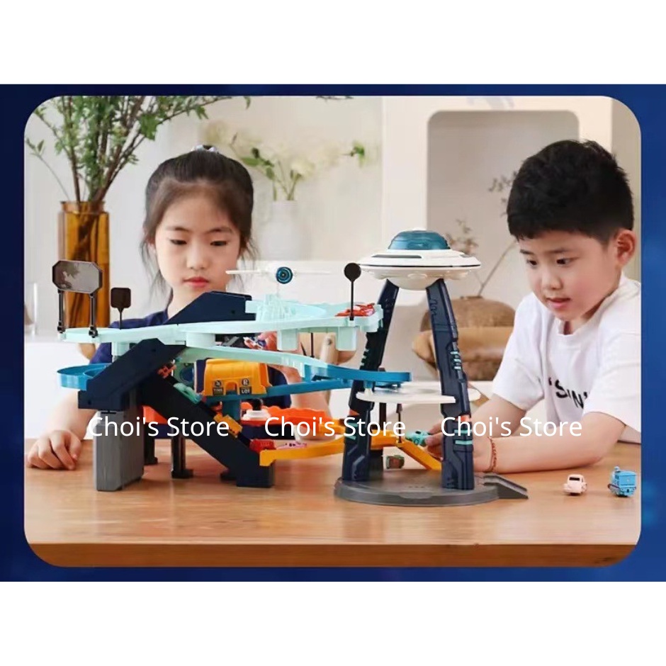 (kèm 4 xe nhỏ) Đường đua ô tô trạm du hành vũ trụ, đồ chơi bãi đậu xe gara ô tô có thang máy tự động