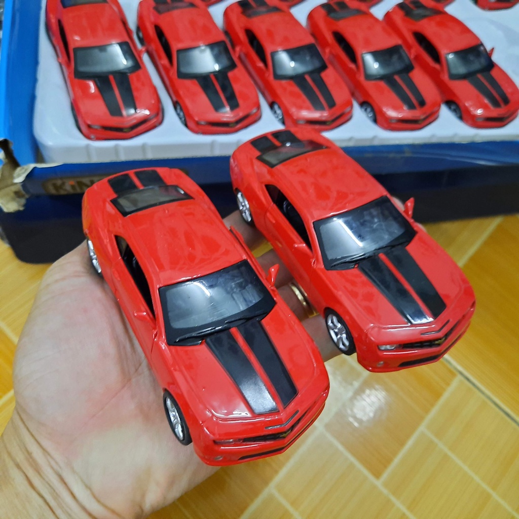 Xe ô tô đồ chơi trẻ em Chevrolet Camaro tỉ lệ 1:38