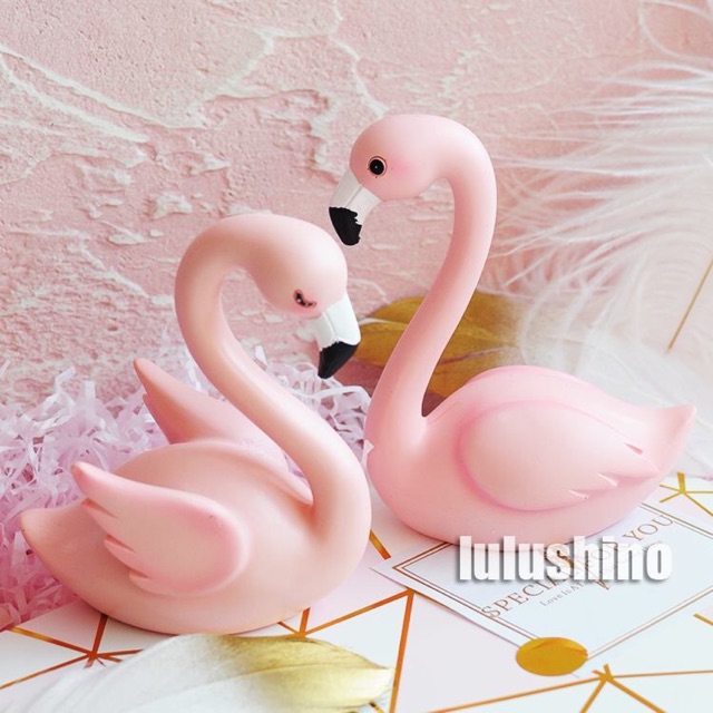 2 con Hồng hạc nhựa trang trí bánh kem