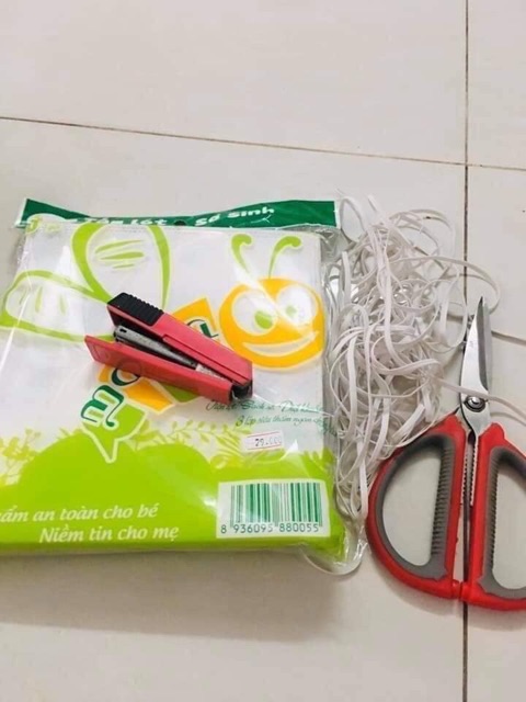 Tấm lót sơ sinh cho trẻ 1 gói 30 miếng