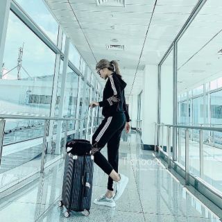 Combo 2 bộ thể thao