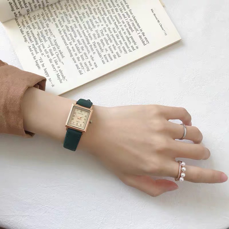 Đồng hồ nữ mặt vuông ROMA dây da thời trang cao cấp vintage - Tiệm của Tô | BigBuy360 - bigbuy360.vn