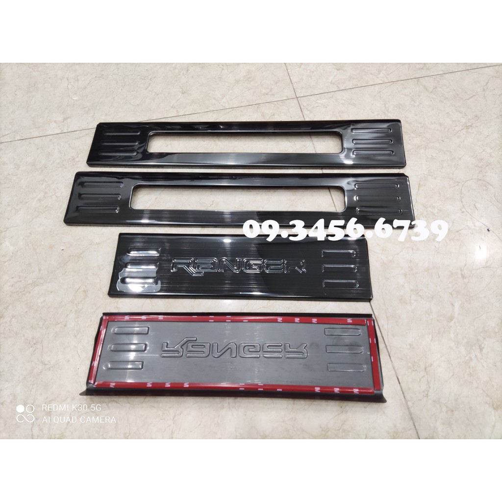 Ốp bậc cửa Xe Ford Ranger 2021 Mẫu TITAN Có khoét đèn