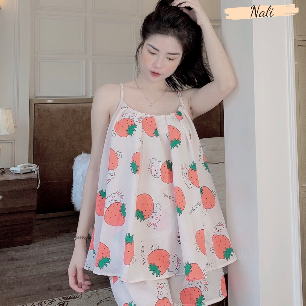Bộ pijama lụa mango cao cấp, bộ pyjama 2 dây quần đùi hoạ tiết quả dâu dễ thương DN02