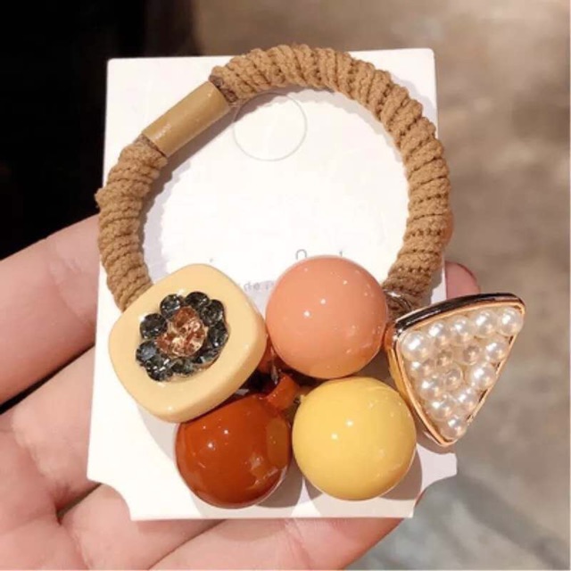 Chun buộc tóc 4 kỹ hiệu