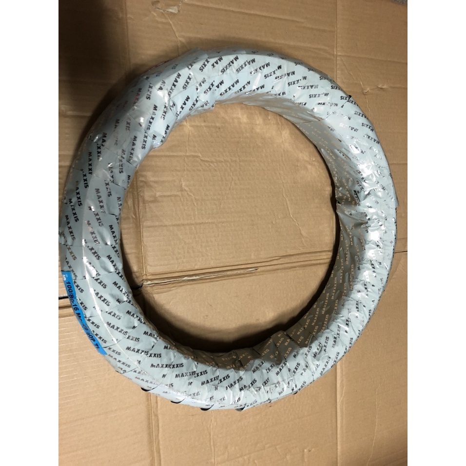 Vỏ trước xe Shark