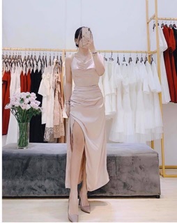 ĐẦM LỤA 2s cổ đổ hở lưng chéo dây