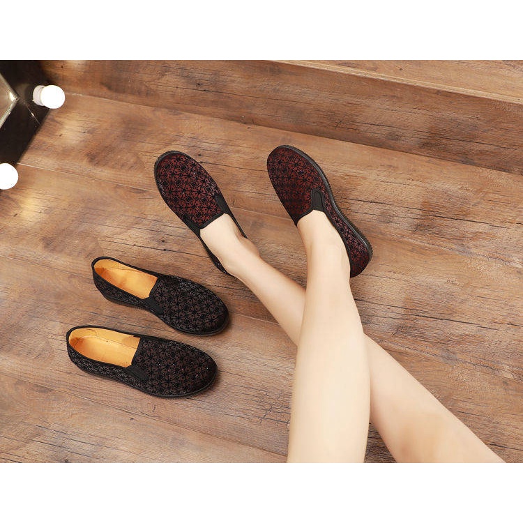 Breathable Giày của mẹ mềm chống trượt người trung niên và người già Bà Già Bắc Kinh Giày phụ nữ già