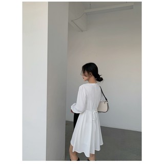 Đầm tay dài cổ V nút bọc