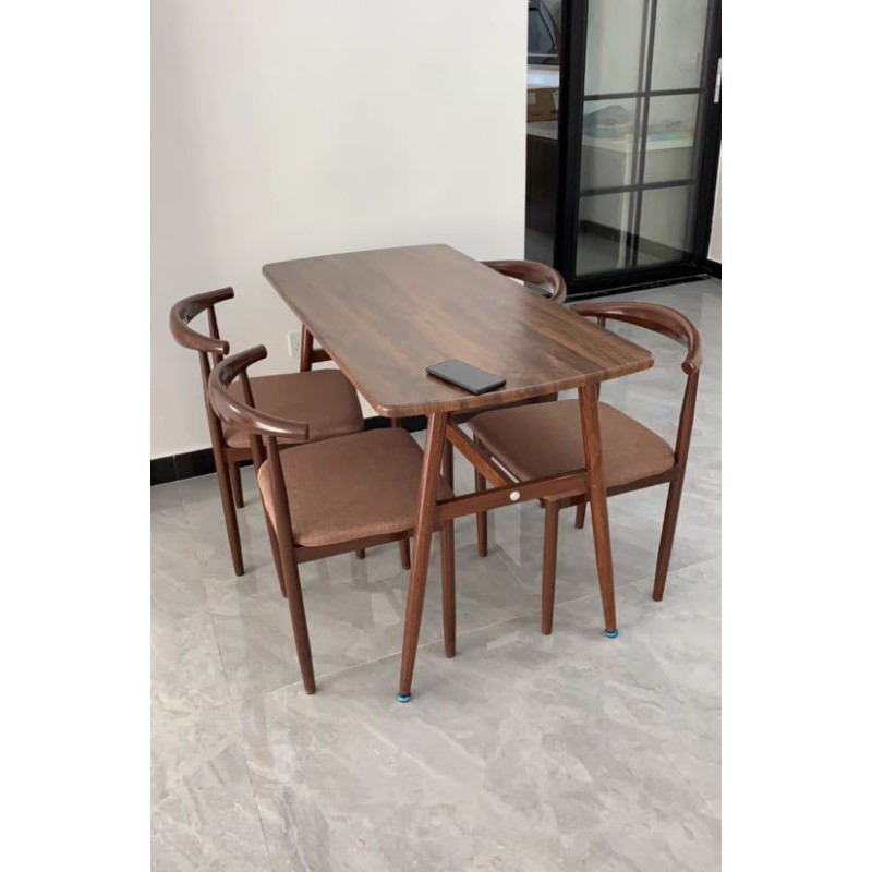 BỘ BÀN GHẾ ĂN GIA ĐÌNH + 4 GHẾ