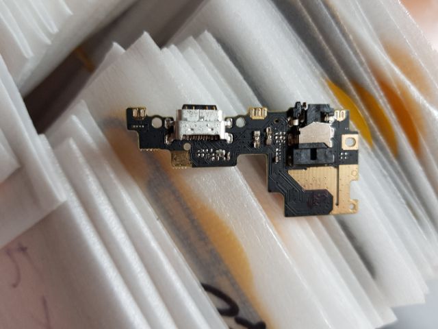 Bo mạch sạc Mi 5X / Mi a1