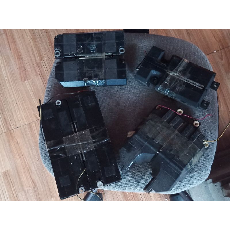 Món quà bất kì tặng bạn mua đơn trên 100k để nhận được phần quà may mắn