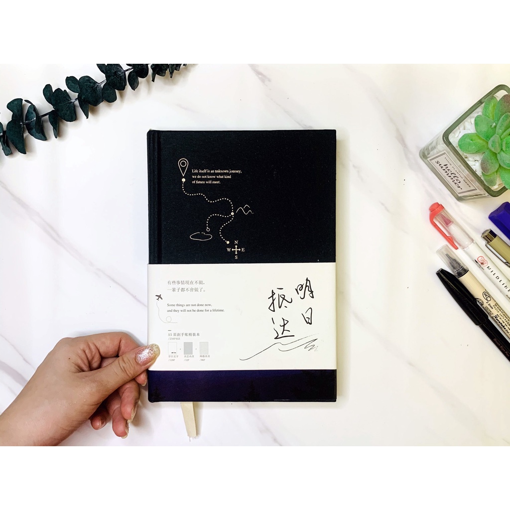 Sổ notebook Bullet Journal ARRIVE TOMORROW – Khổ A5 – Bìa sổ màu đen (Ruột 3 loại giấy kết hợp)