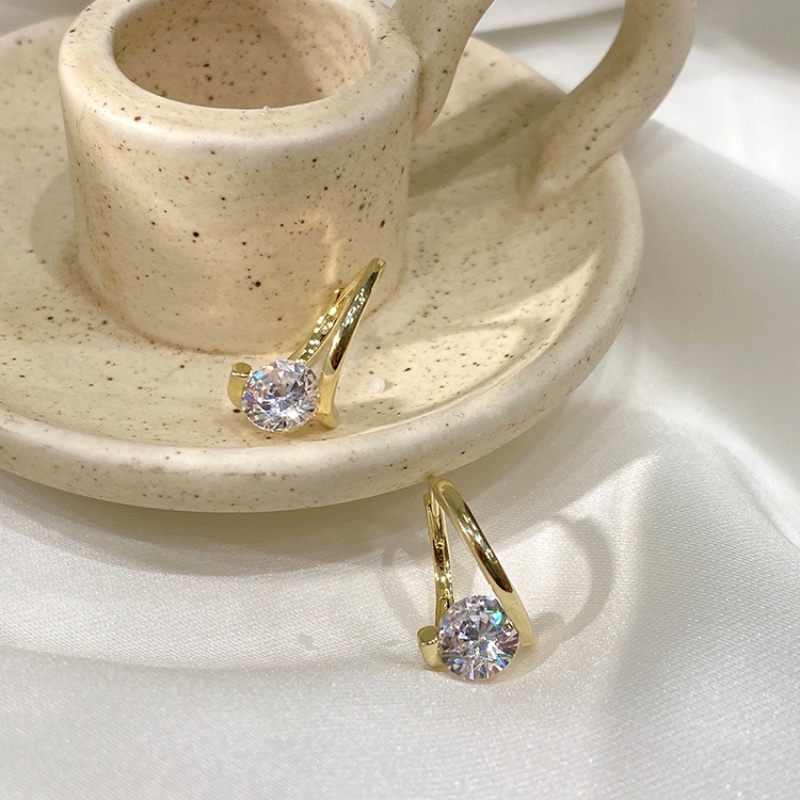 Bông Tai Tam Giác Đính Đá zircon Lấp Lánh Phong Cách Hàn Quốc Cho Nữ