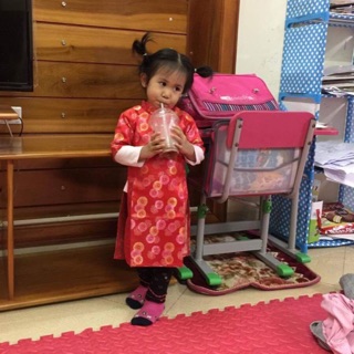Áo dài gấm bé gái loại 1 (gồm khăn áo quần)