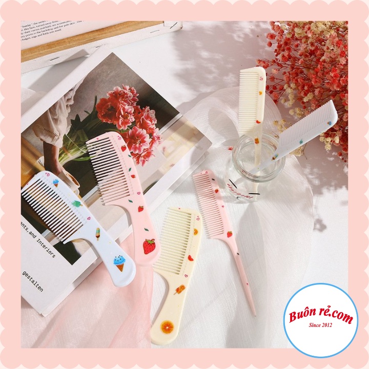 Set 2 lược chải tóc họa tiết dễ thương - Combo 2 lược mini tạo kiểu tóc xinh xắn nhỏ gọn Br 01671
