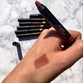 Son kèm má hồng dạng bút Nudestix