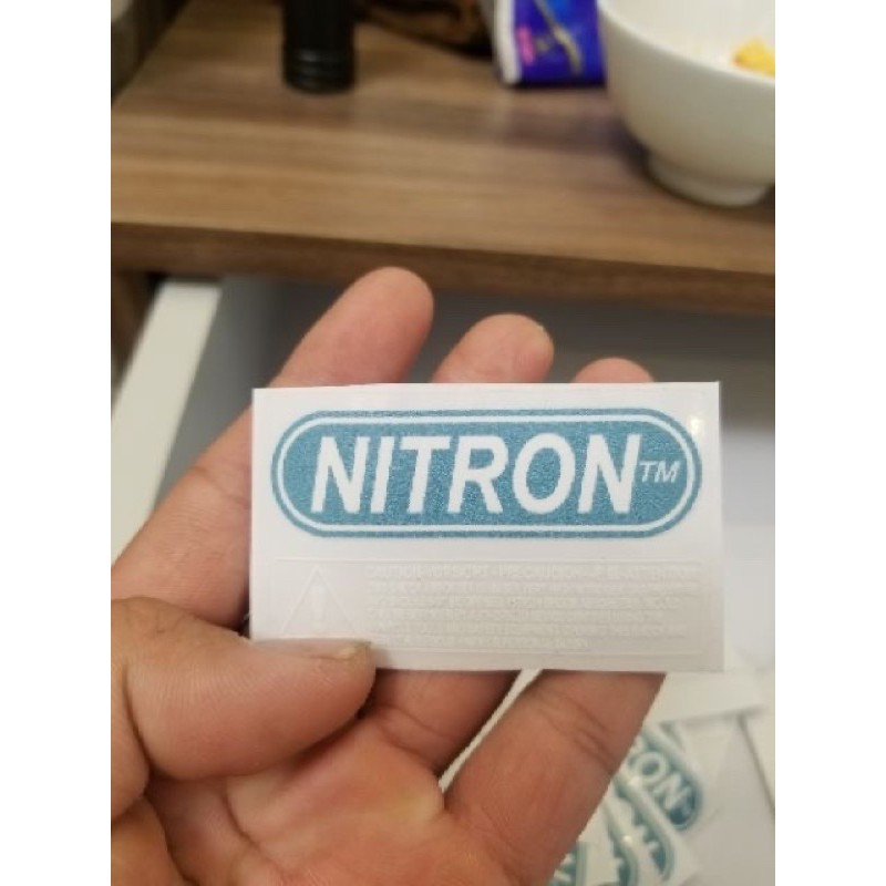 Tem nitron in uv