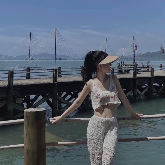 Mũ cói nừa đầu mặt dưới tráng nhựa chống tia cực tím, vòng đầu dễ siết mềm không đau đầu siêu cấp sang chảnh