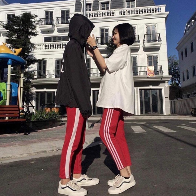 QUẦN ĐỎ / 3 sọc và 1 sọc \ CÓ SẴN.