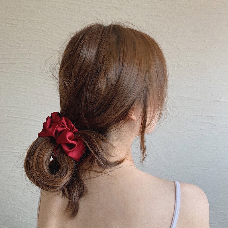 Cột tóc vải scrunchies buộc tóc vải trơn bóng hot trend