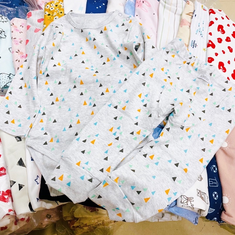 Set bộ body kèm quần bé trai bé gái hiệu minene xinh ngây.