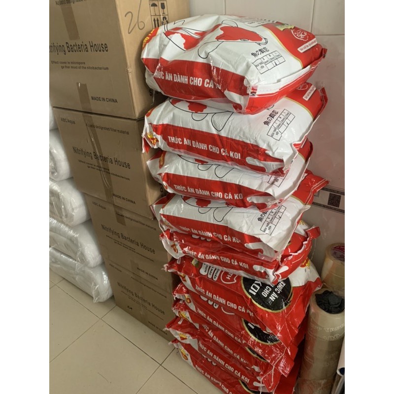 Thức ăn cá koi King feed tăng trưởng 42% đạm gói 1kg