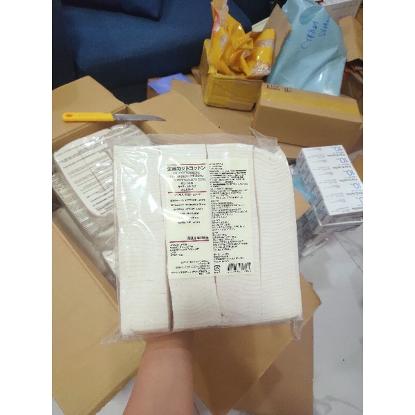 BÔNG TẨY TRANg MUJI NHẬT