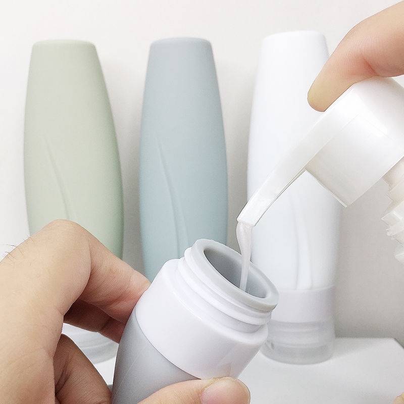 Set 2 / 3 Chai Nhựa Silicone Mềm Có Vòi Bóp Tiện Dụng Mang Theo Du Lịch