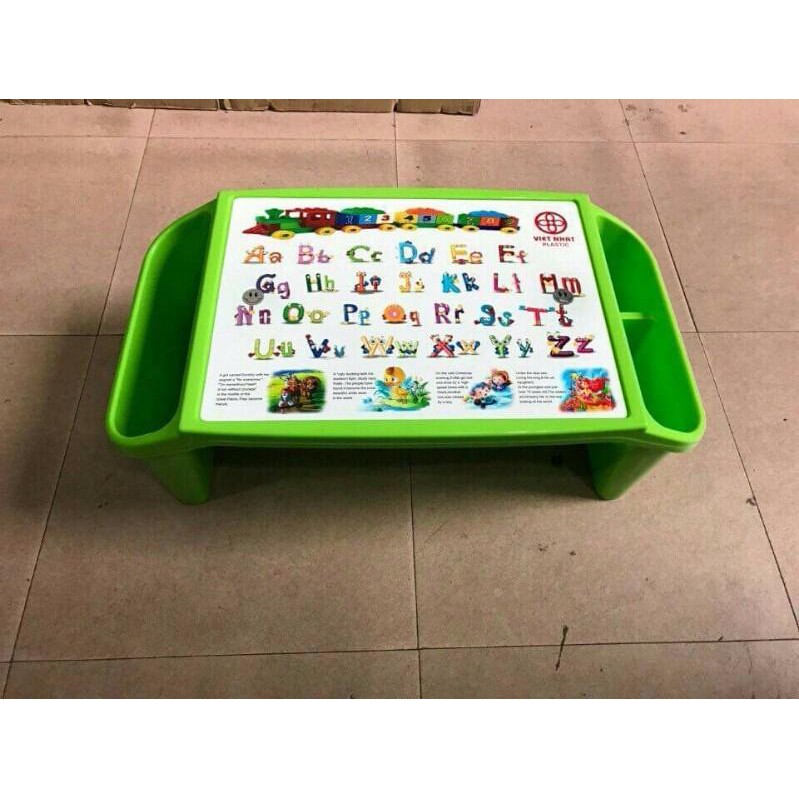 Bàn nhựa việt nhật - Bàn nhựa Việt Nhật có 2 bên khe để đồ tiện lợi